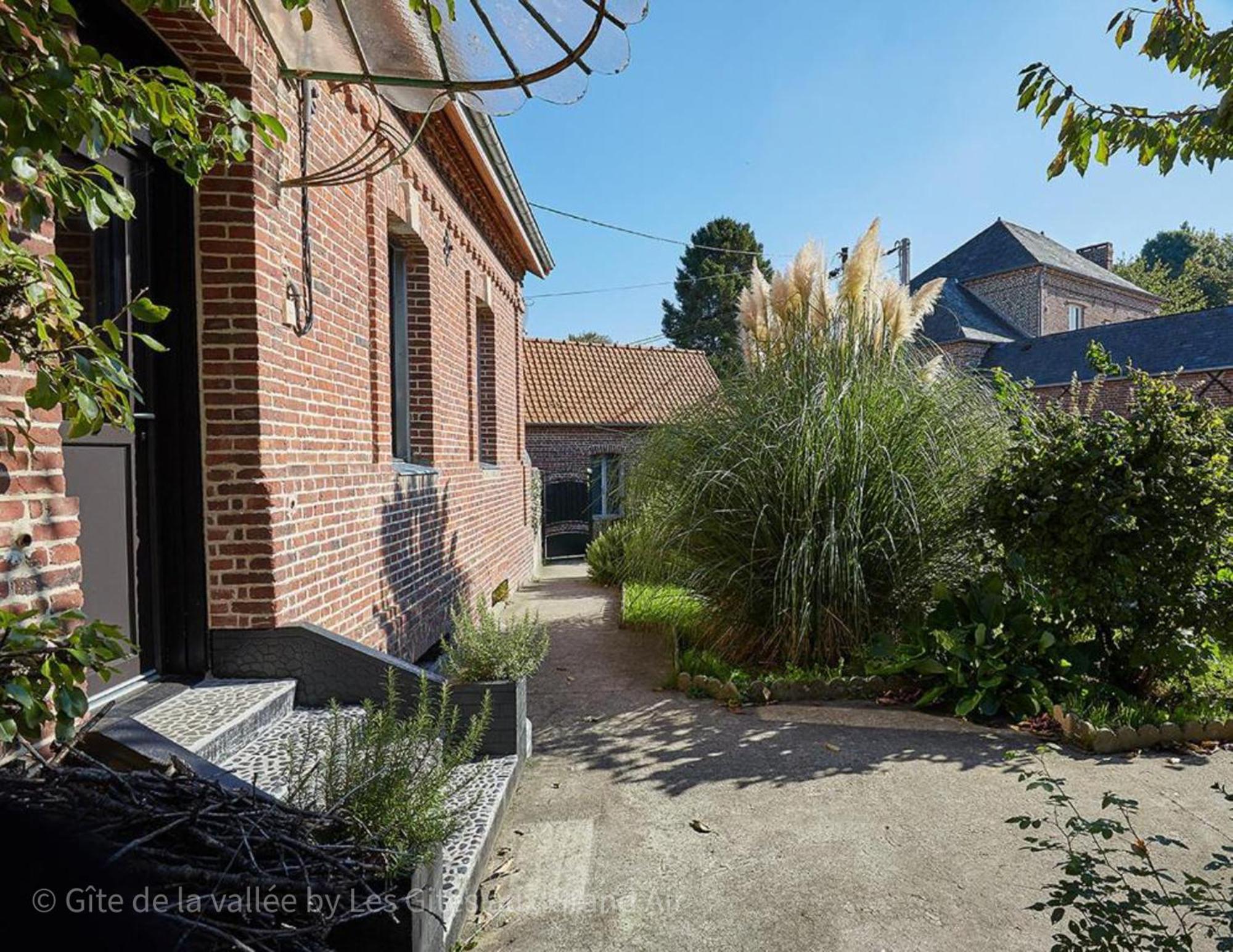 Les Gites De L'Yeres Cuverville-sur-Yeres Exteriör bild